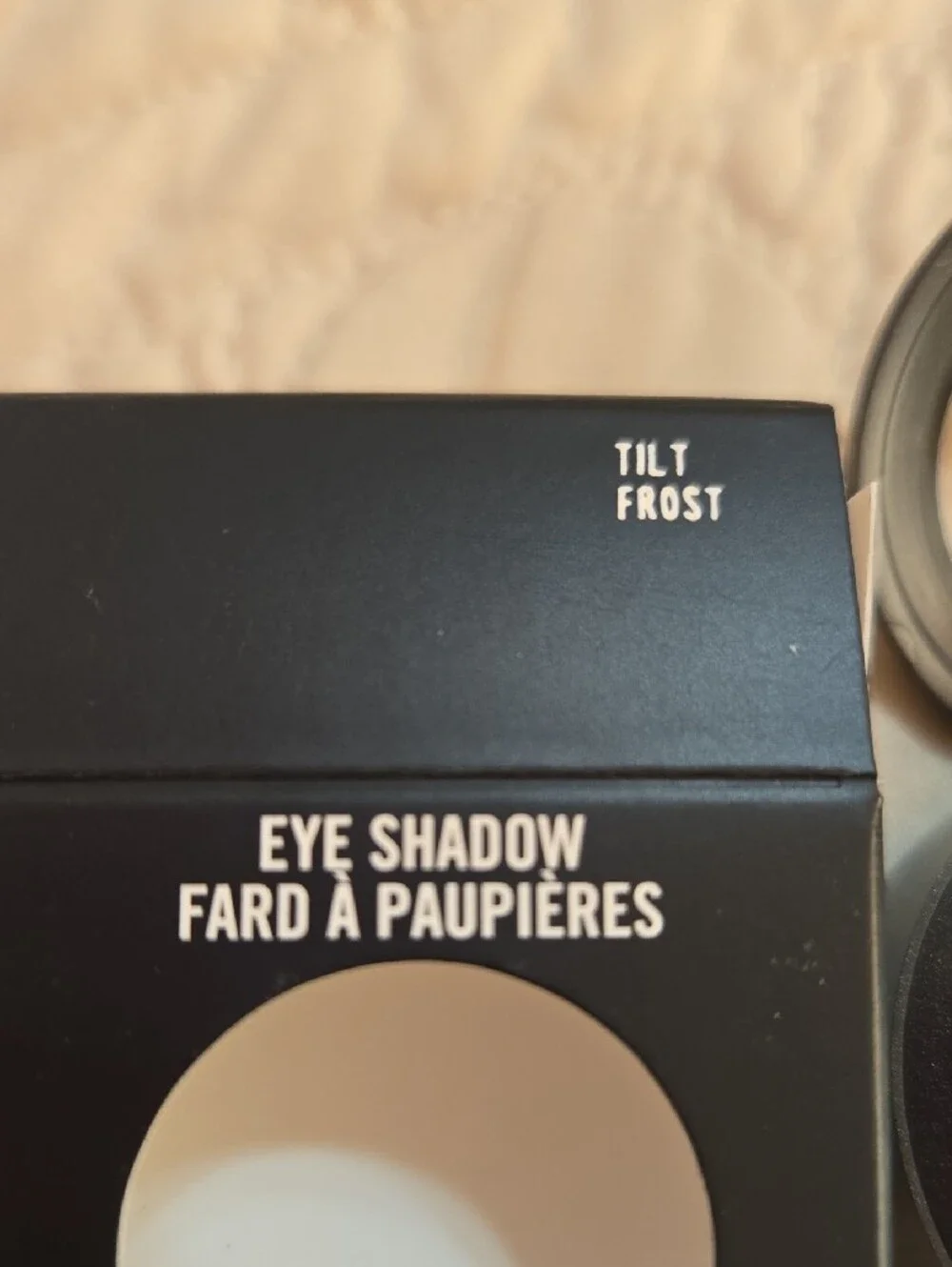 MAC Cosmetics Frosty Blue Single Eyeshadow - Shimmery Teal-Blue